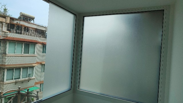 玻璃贴膜